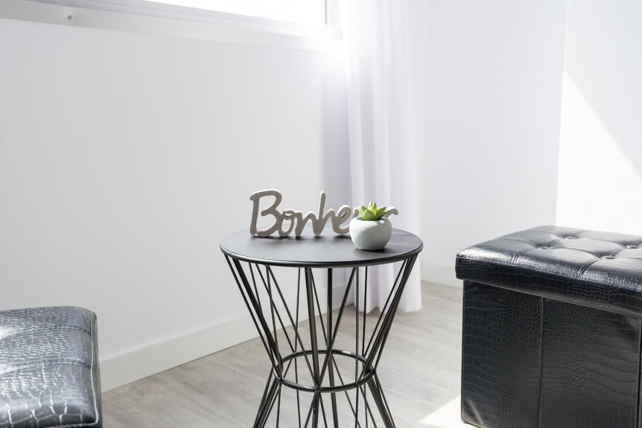Urbe10 Angel Ganivet 2 Bedrooms Apartment Malaga Bagian luar foto